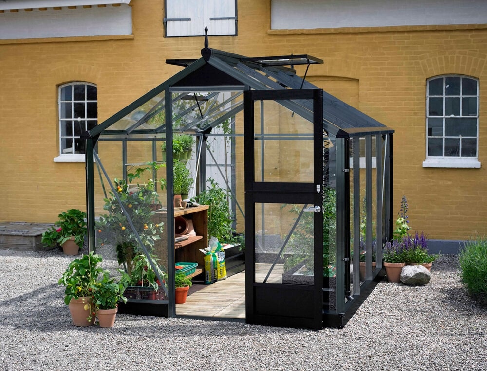 Juliana Kleine Gewächshäuser