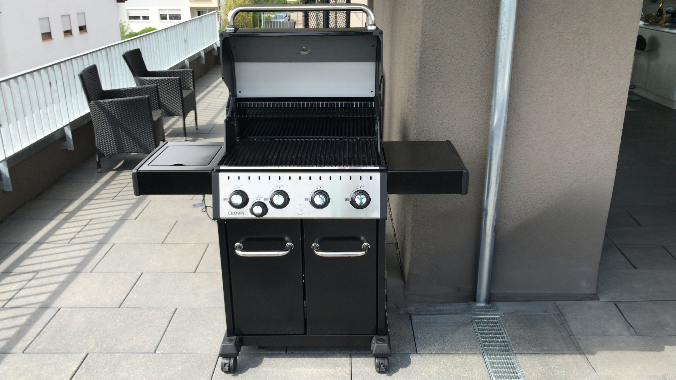 Broil King Crown 440